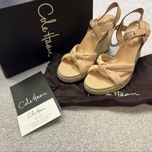 Cole Haan Air Cynthia Sandals Beige Leather Women's Size 8.5 New With Box